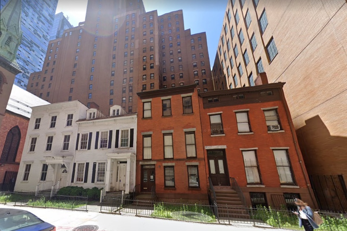 Landmarked properties with air rights